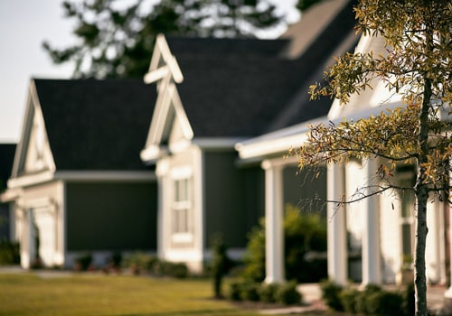 Milton Real Estate - Luisa Volkers, Real Estate Agent